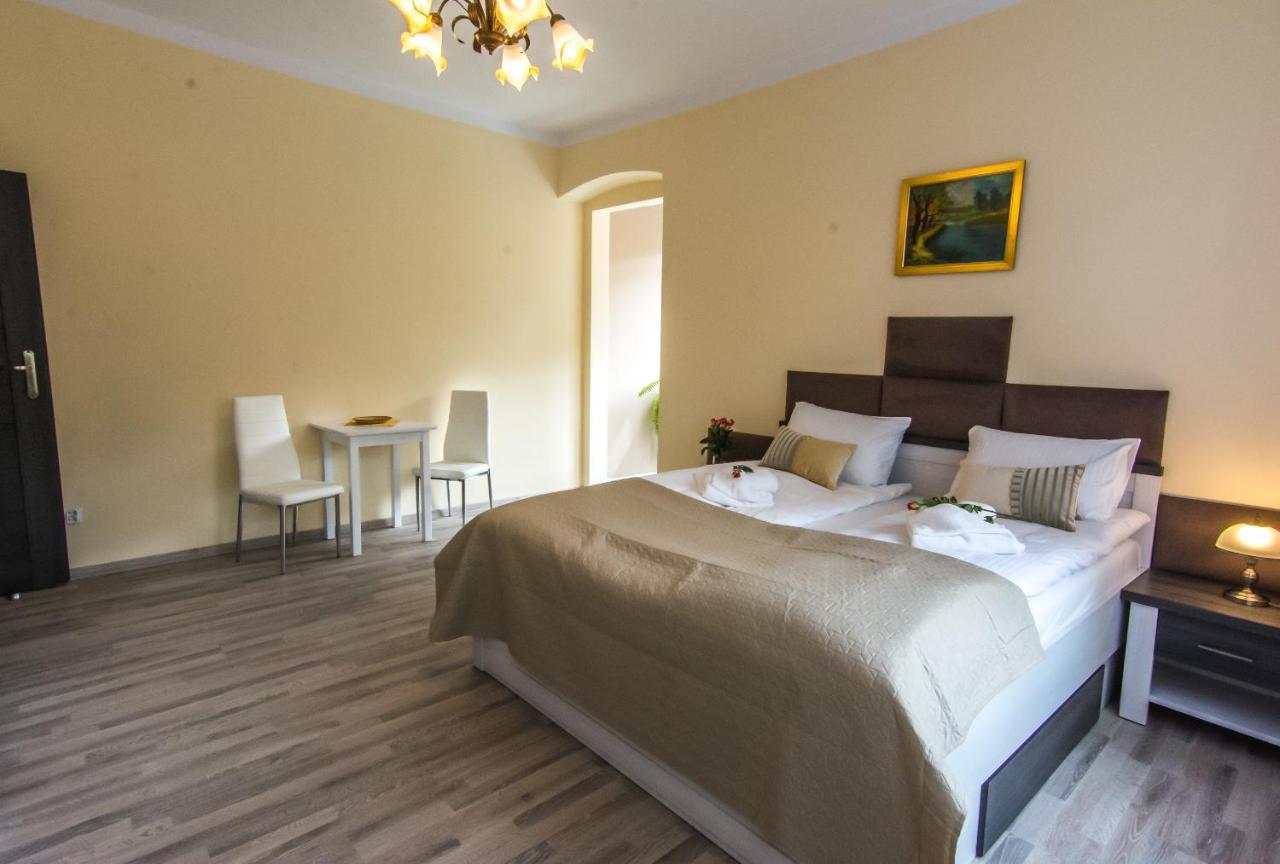 Apartamenty Izerskie - Ul. Wczasowa 8 Świeradów-Zdrój Exterior foto